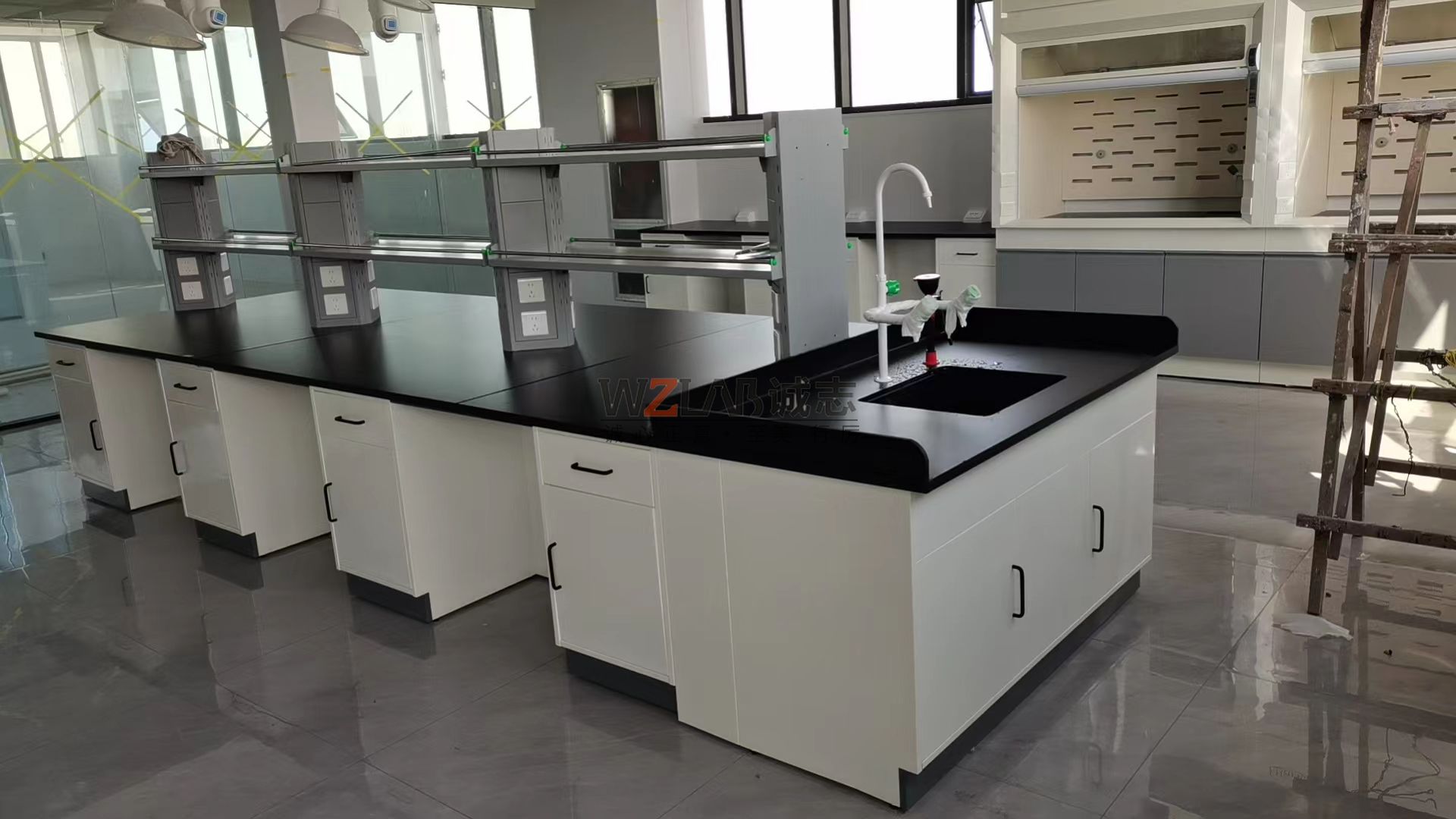 實(shí)驗(yàn)室裝修該如何布局？